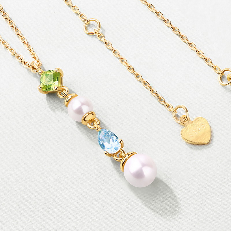 ペリドットのペンダント