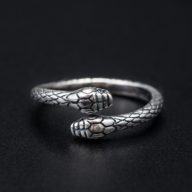 ヘビのリング　スネーク　金運を招く　SILVER　0775