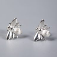蜂のピアス SILVER 0425