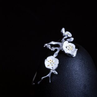 梅の花のバングル　シルバー　B008