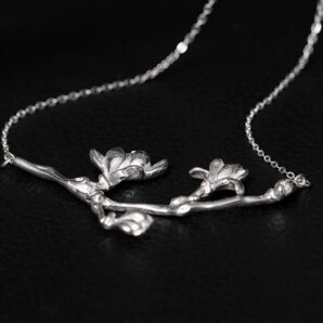 白木蓮のペンダント　ハクモクレン　シルバー N032