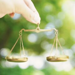 【貴金属の知識】プラチナとホワイトゴールドの違い