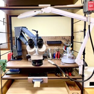 ジュエリー作家の机周りをお見せします