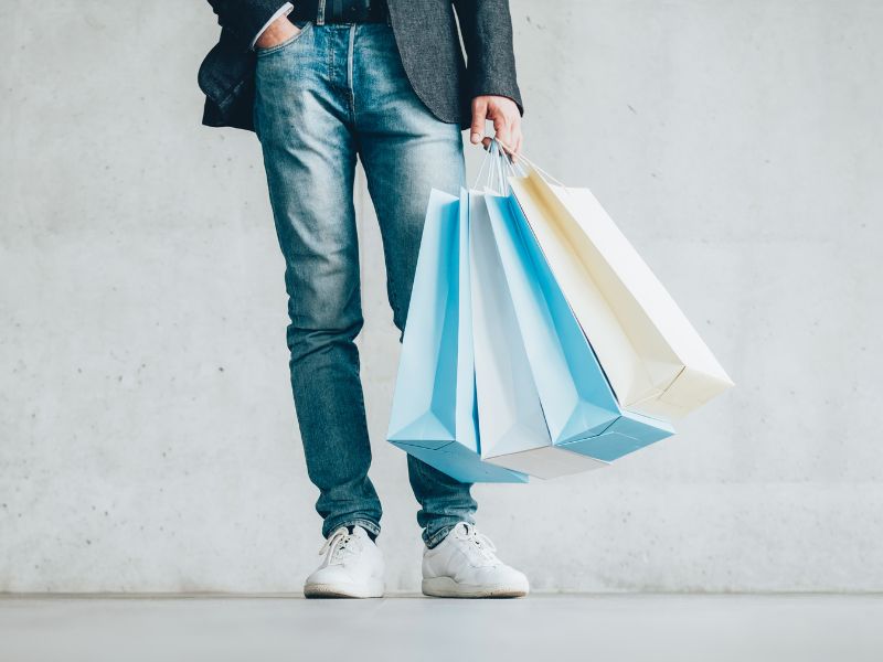 着用するシーンに応じたアクセサリーを選ぼう