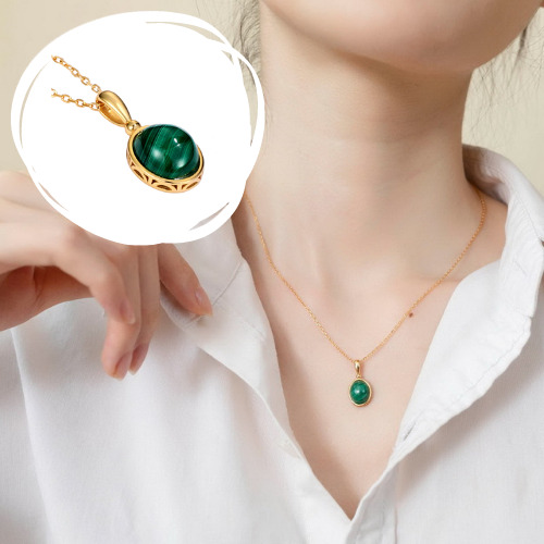 マラカイトのペンダント