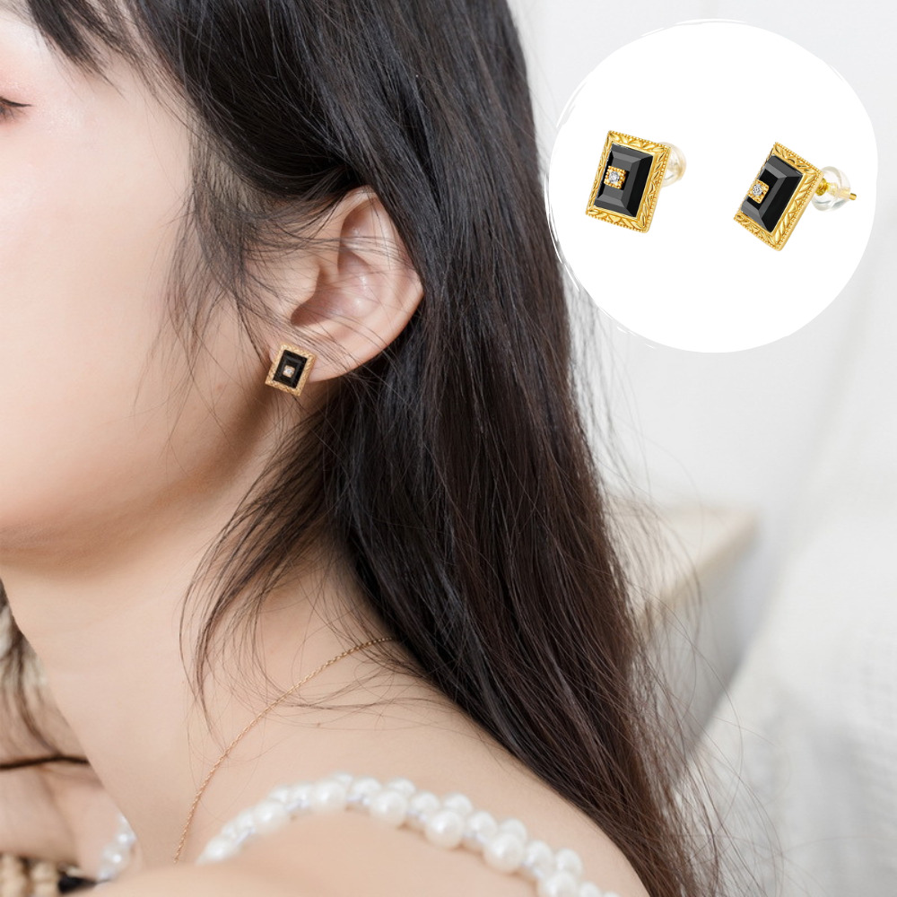 オニキスのピアス