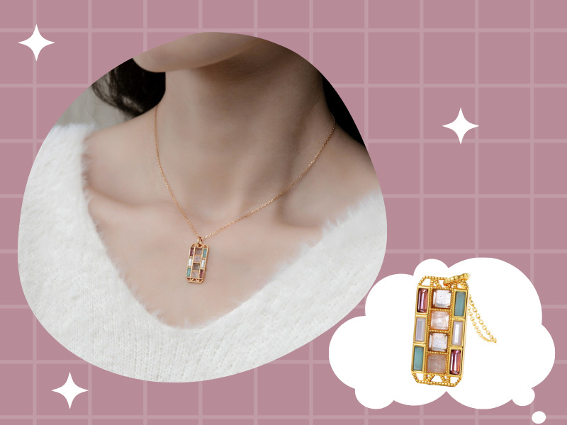 シンプルなネックレス