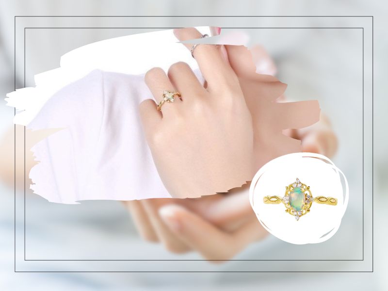 宝石をあしらったリング