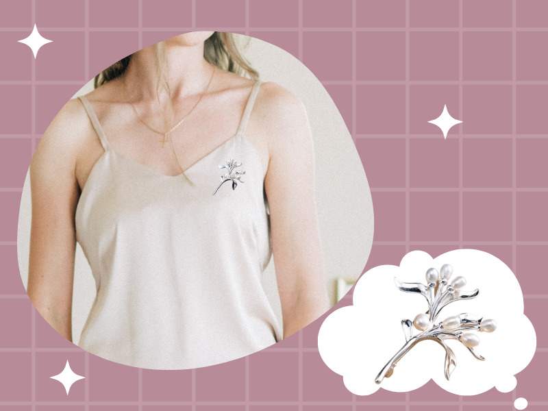 花モチーフなブローチ