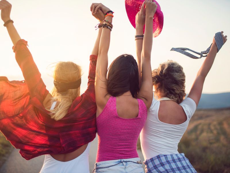 友達への誕プレにぴったりなアクセサリーの選び方