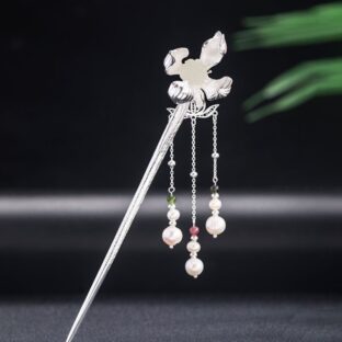 蓮の花のかんざし – 別な日の装いや日常のおしゃれに K158