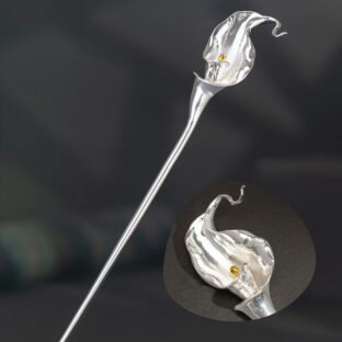 オランダカイウのかんざし – 精巧な作りとリアルなデザインが特徴的 K164