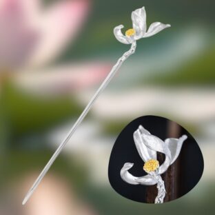 蓮の花のかんざし - 蓮の優雅さと調和を巧みに表現　K175