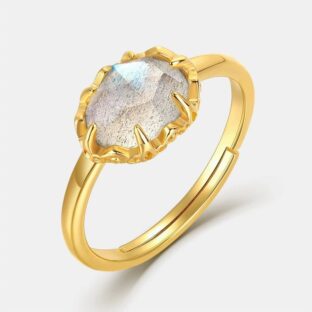 ラブラドライトのリング – すかし模様は職人の技が光る R385