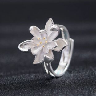 ギンコウボクのリング - 自然の優雅さを指先に届ける　R373