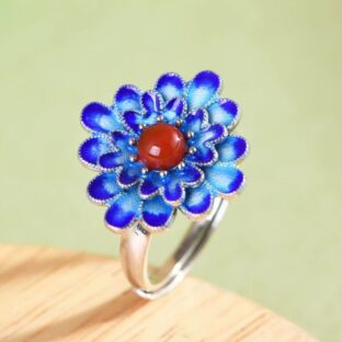 ガーベラのリング – 七宝焼きを施し、より華やかに R431