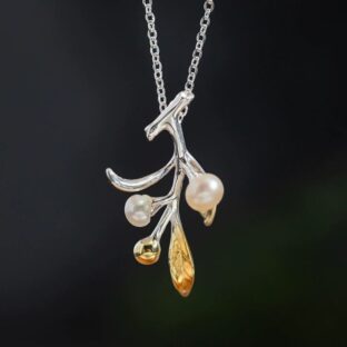 タマサンゴのペンダント - 自然の美しさをそのまま表現した　N147