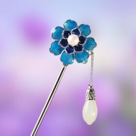 コスモスのかんざし - 古典的な美しさと現代的なエレガンスが見事に融合　K205