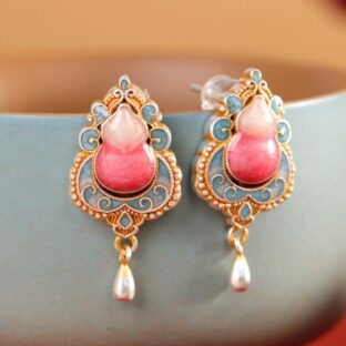 瓢箪のピアス – 七宝焼きが施された可愛らしい耳飾り P204